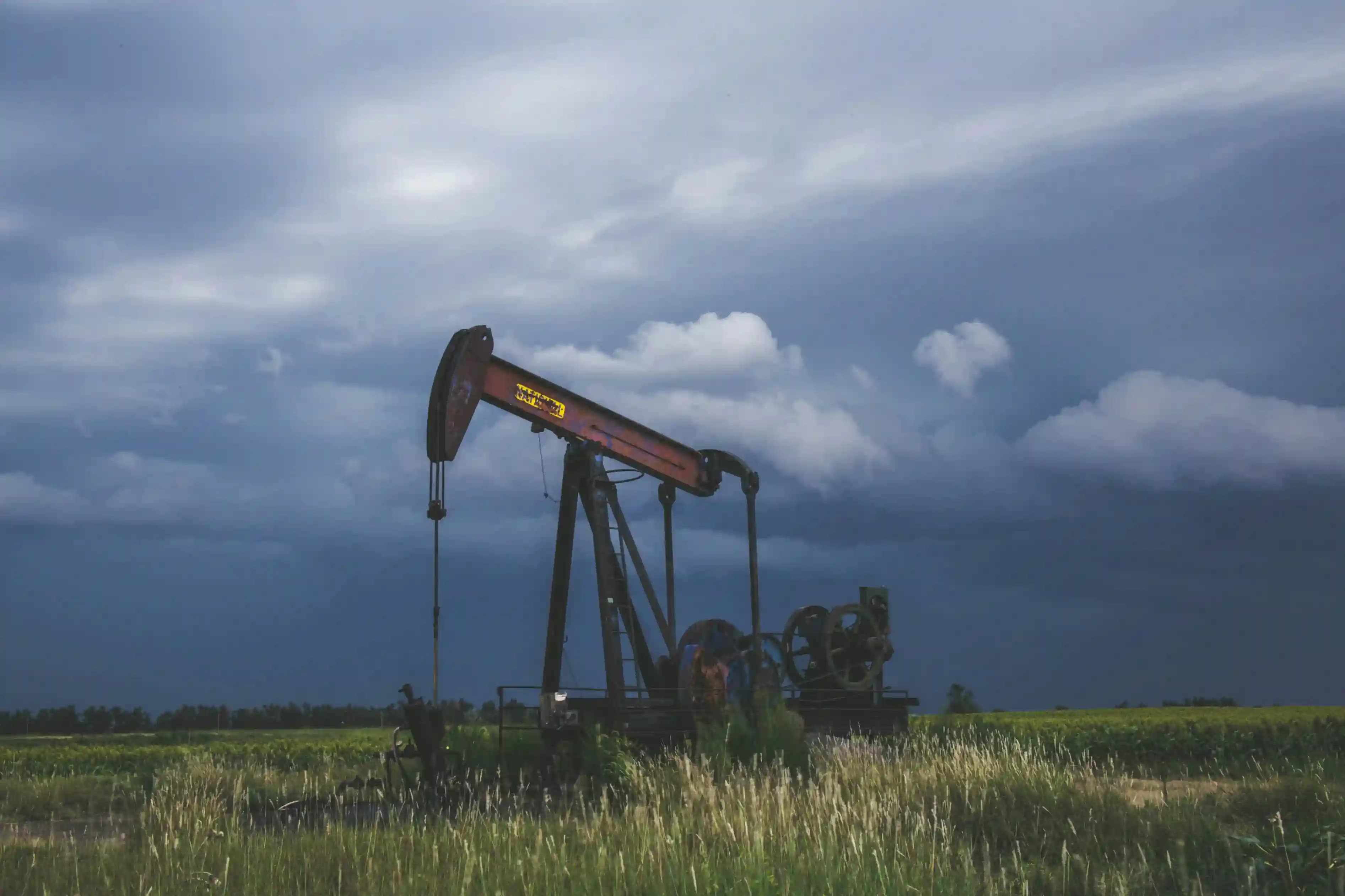 Energy: Oil & Gas